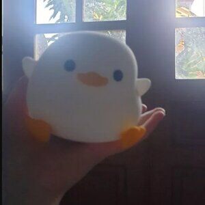 Touch screen table lamp